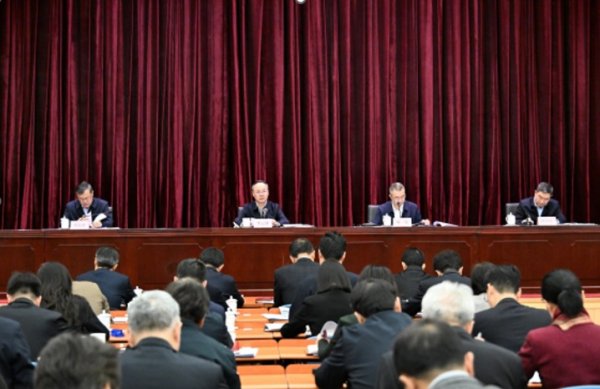 明利配资 金融监管总局最新发声！引导保险、理财资金支持资本市场平稳健康发展