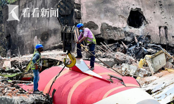 配操盘 印航空难直接原因或为机长关闭双引擎燃油开关