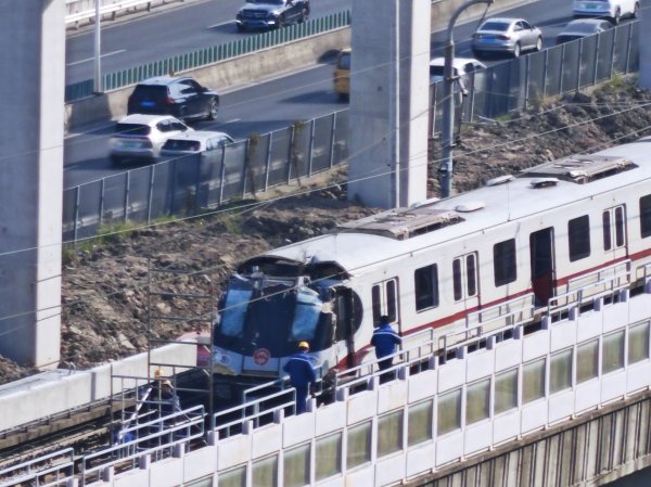 钻石配资 上海地铁遭起重机侵入事故原因公布，直接经济损失约1831万元